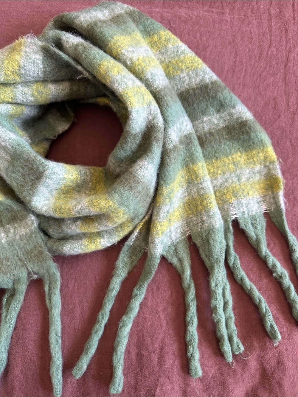 Cozy Green Mohair-Blend Fringe Scarf - Green - Picture 3 of 13